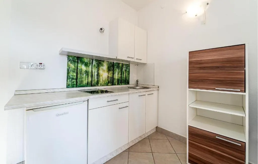 Apartments Busic 비오그라드나모루 크로아티아